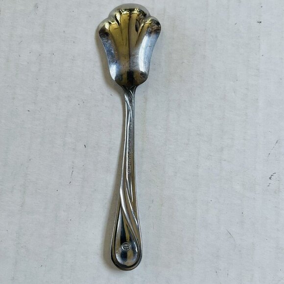 Pfaltzgraff Gleenbrook Stainless Flatware Sugar Spoon Scallop Stainless - Picture 4 of 6